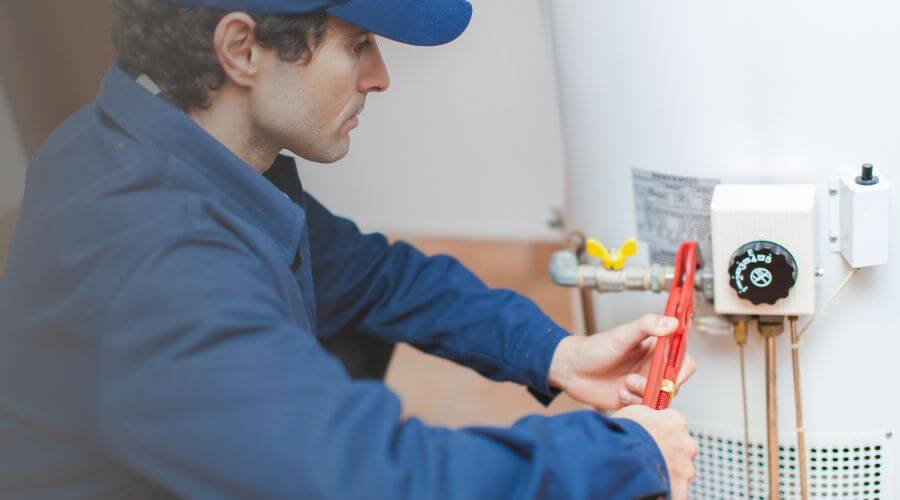 Expert burst pipe repair services in Parsons, KS